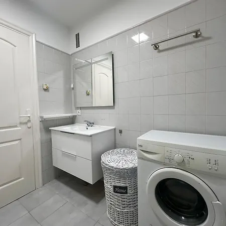 Apartment Benvenuti 30026 En